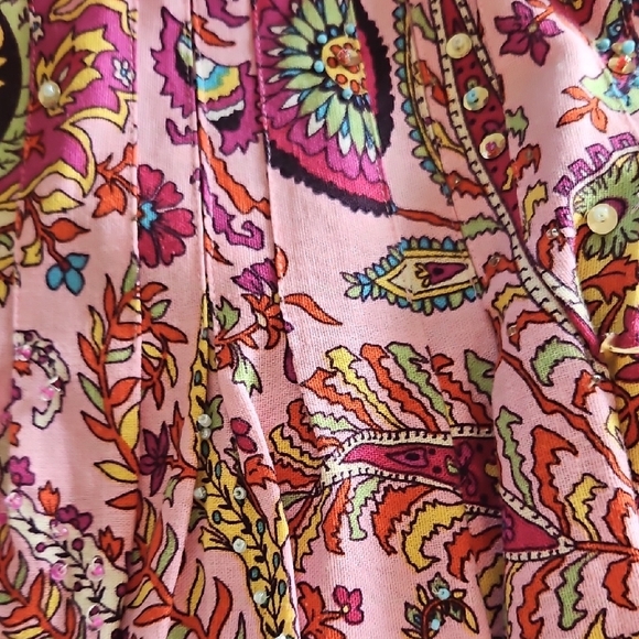 Pink Pleated A-line Mini Skirt for Casual Wear - Picture 3 of 6